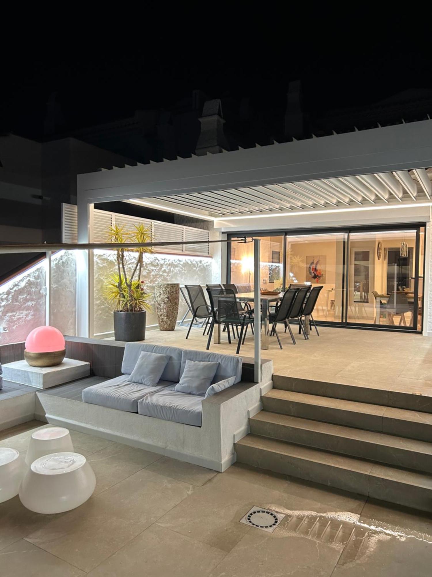 Appartement Duplex Rosas Avec Terrasse Magnifique Jacuzzi Vue Mer Roses Exterior foto