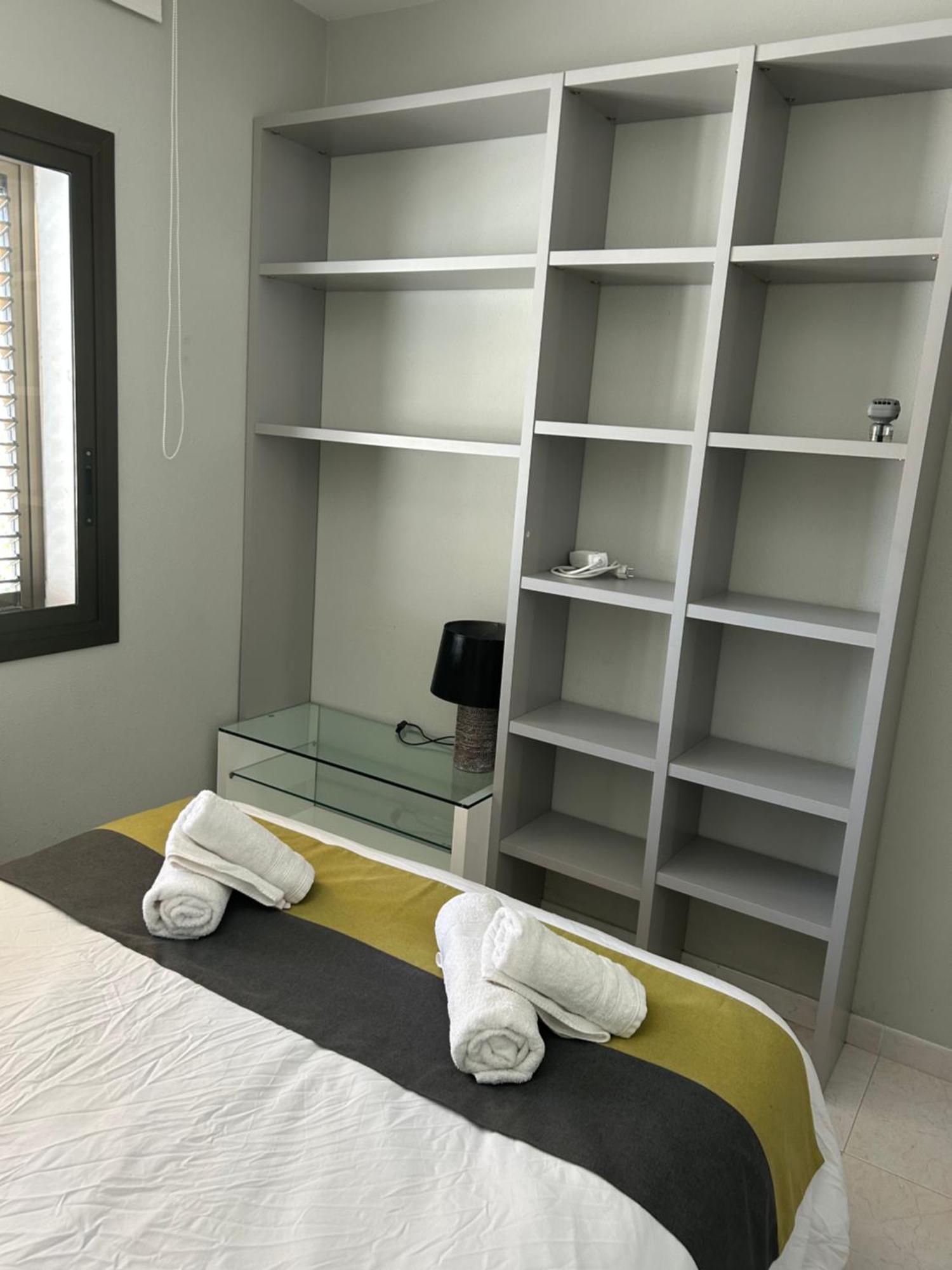 Appartement Duplex Rosas Avec Terrasse Magnifique Jacuzzi Vue Mer Roses Exterior foto