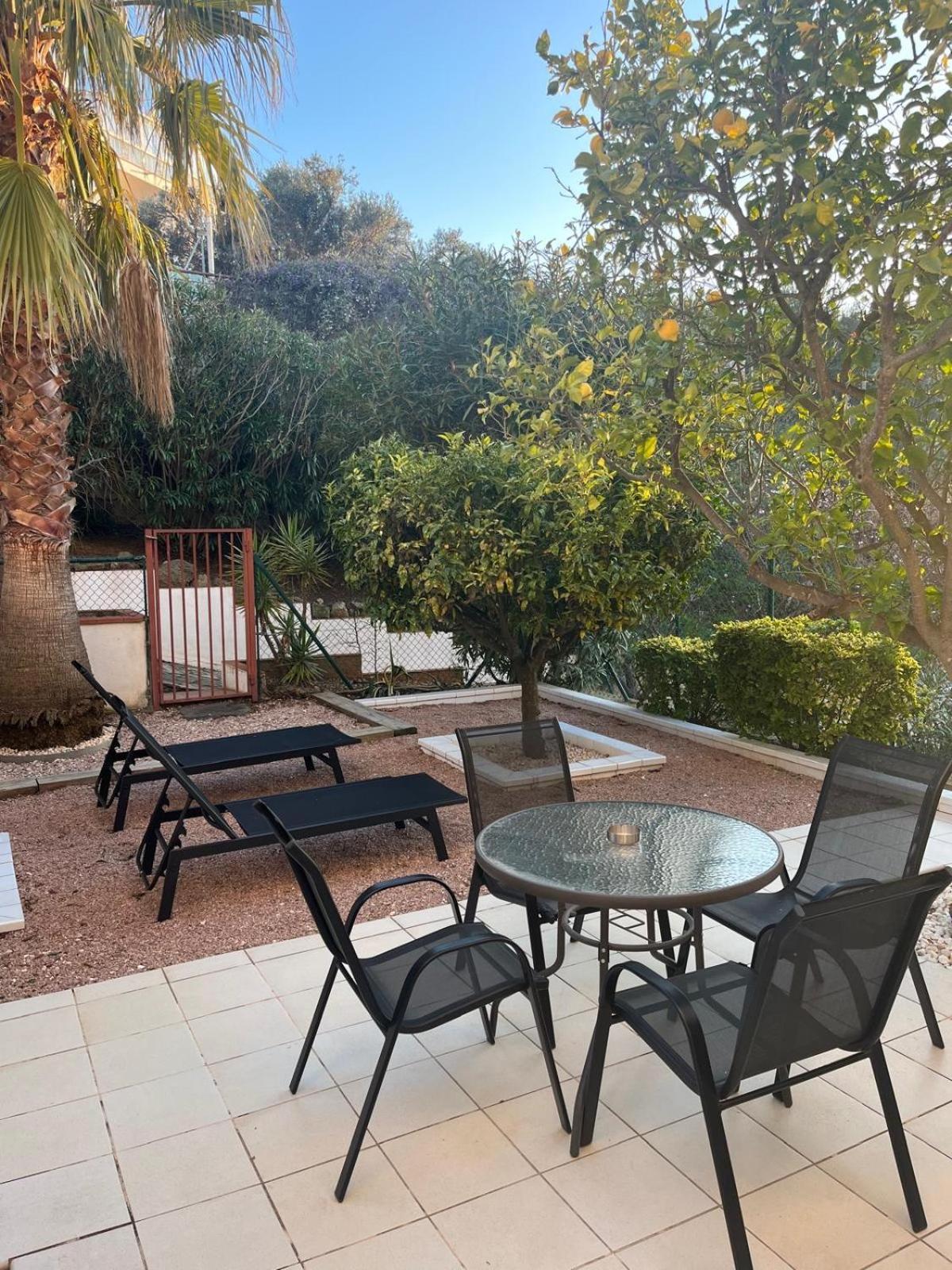 Appartement Duplex Rosas Avec Terrasse Magnifique Jacuzzi Vue Mer Roses Exterior foto